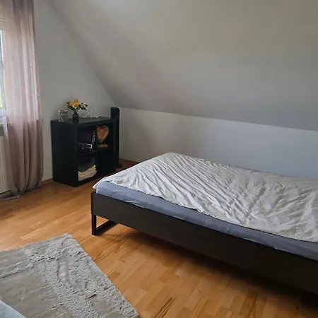 Querenhorst, Am Feld Querenhorst