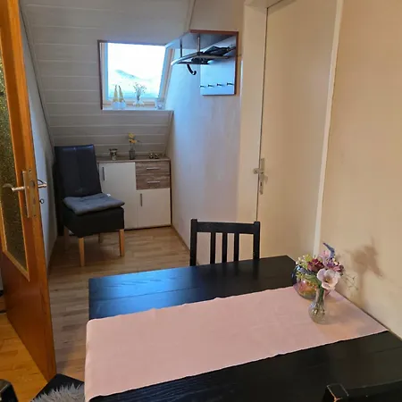 Querenhorst, Am Feld Querenhorst