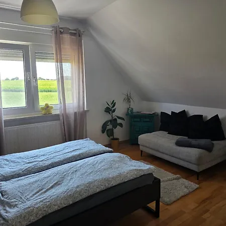 Querenhorst, Am Feld Апартаменты *
